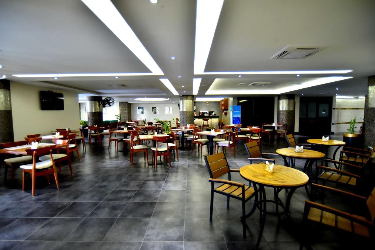 Victoria Mews Hotel Kampala Exterior foto